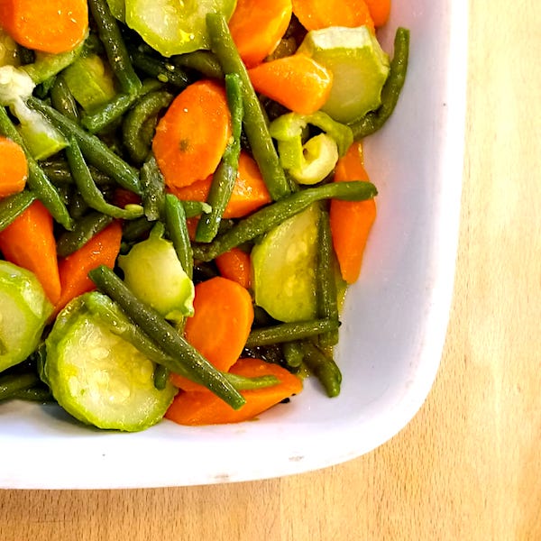 Tris di verdure bollite (fagiolini, carote e zucchine)